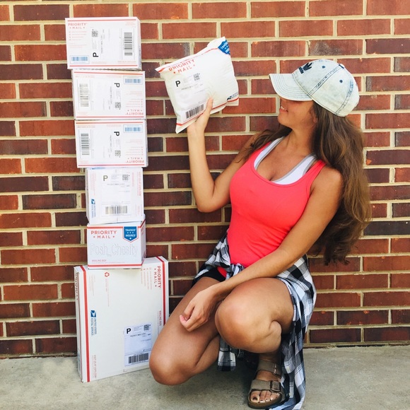 ✨Meet your Posher, Chasity✨ - Picture 5 of 10